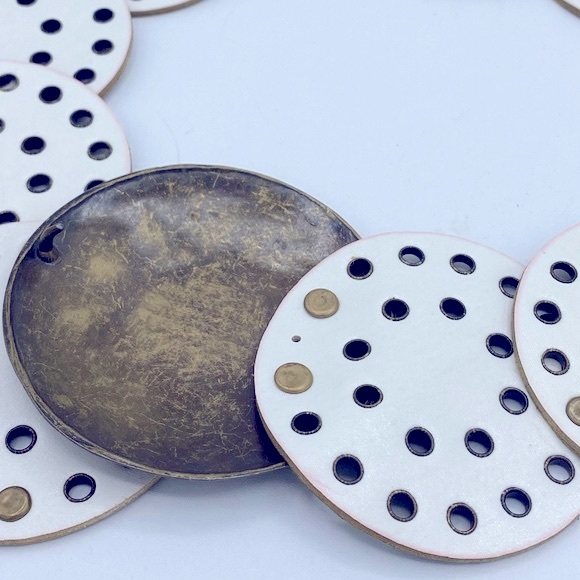 Vintage Antique Gold Tone With Metal Eyelets Design In The  Bo Ho/ Gypsy Belt - Picture 4 of 5